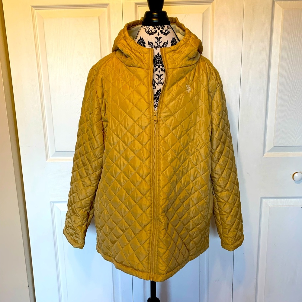 US Polo Assn ladies hooded puffer jacket size 2X